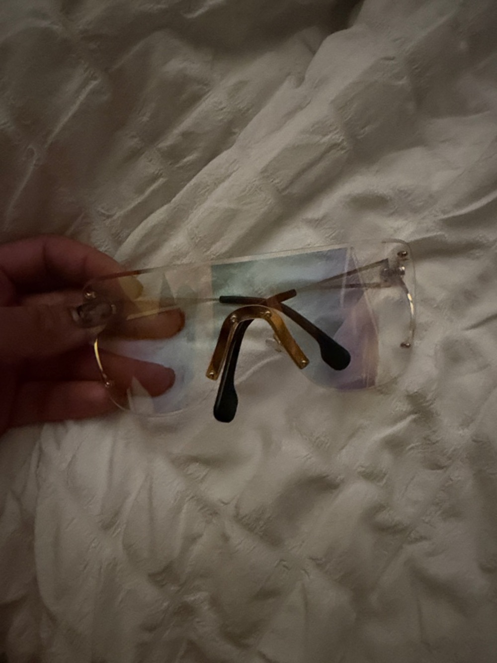 Iridescent sunglasses